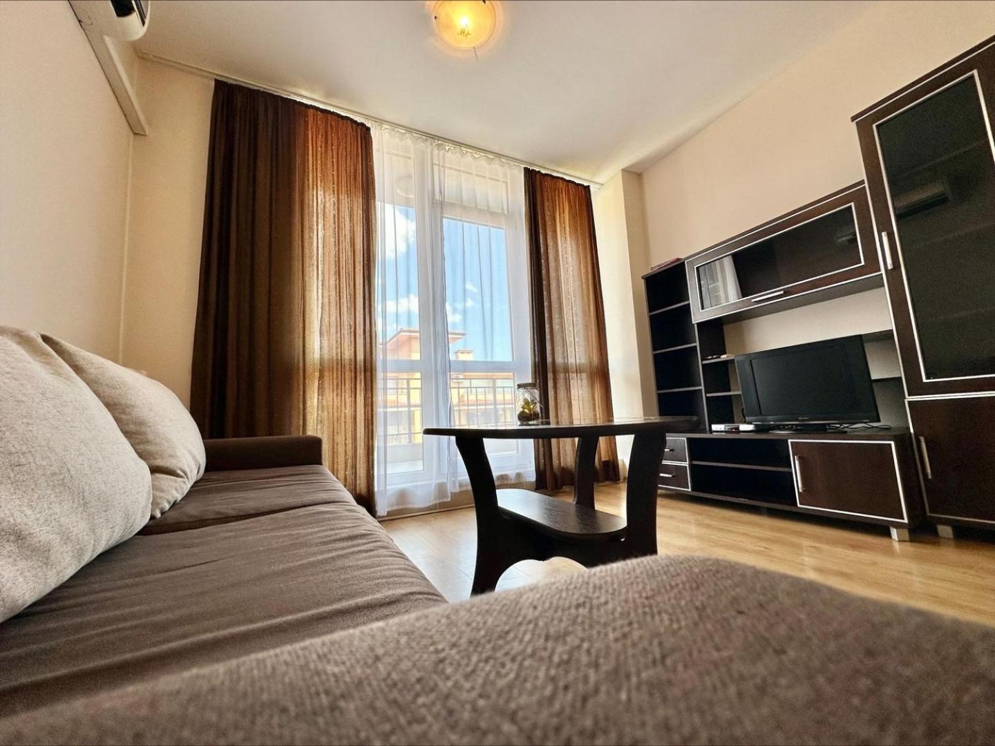 Menada Luxor Apartments Sveti Vlas Room photo