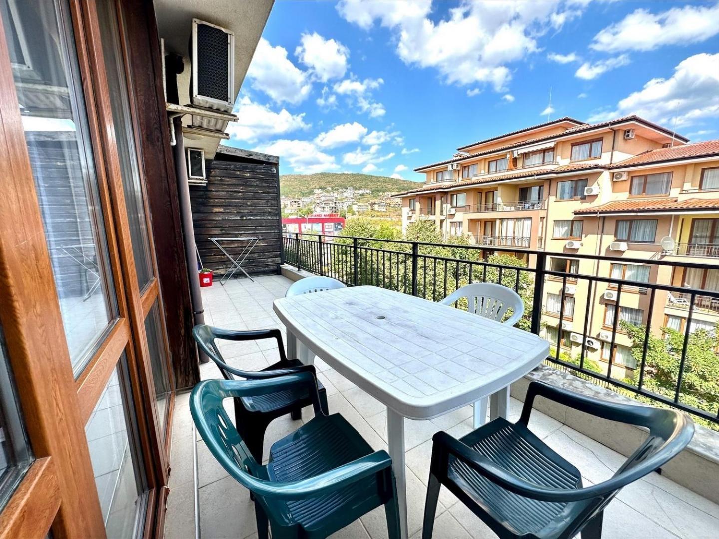 Menada Luxor Apartments Sveti Vlas Room photo