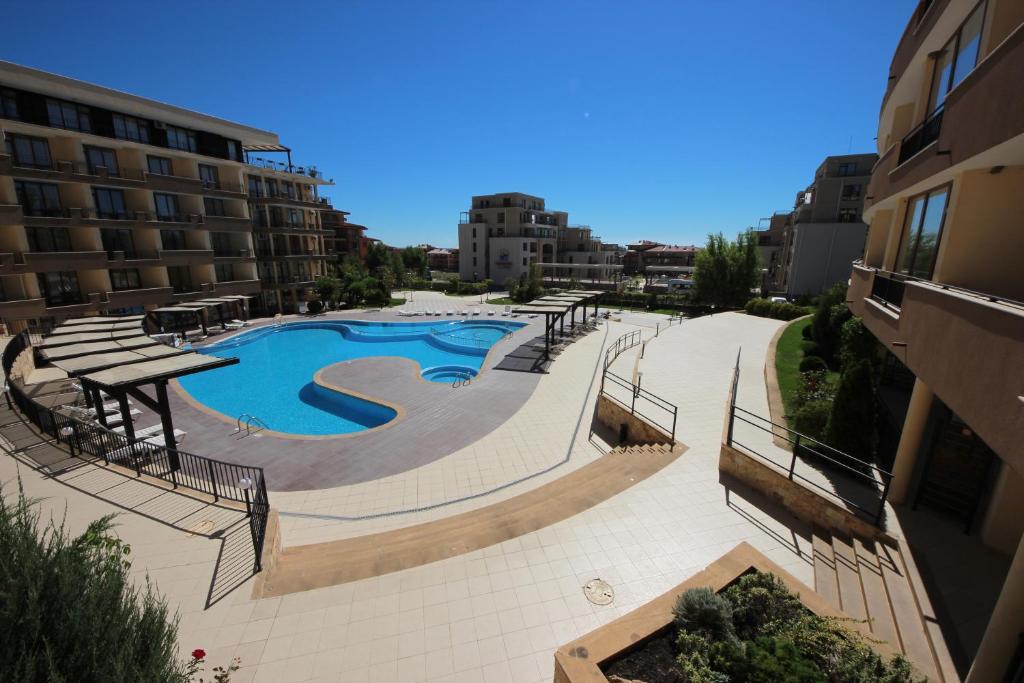 Menada Luxor Apartments Sveti Vlas Exterior photo